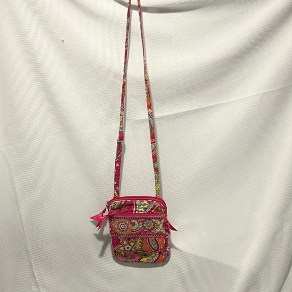 Vera Bradley Handbags - Vera Bradley Pink Floral Crossbody Bag